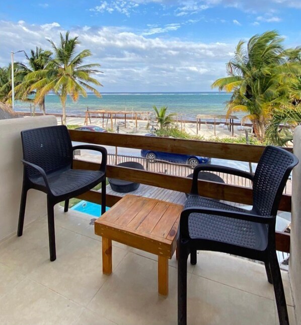 Chambre Standard double, balcon, vue sur la plage | Terrasse/patio