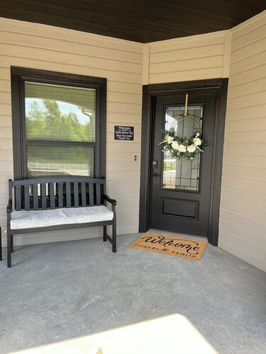 "OurRetreat" Awaits You - In Spring Valley near Milford Lake, Fort Riley and KSU