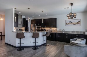 Torradeira, liquidificador, especiarias