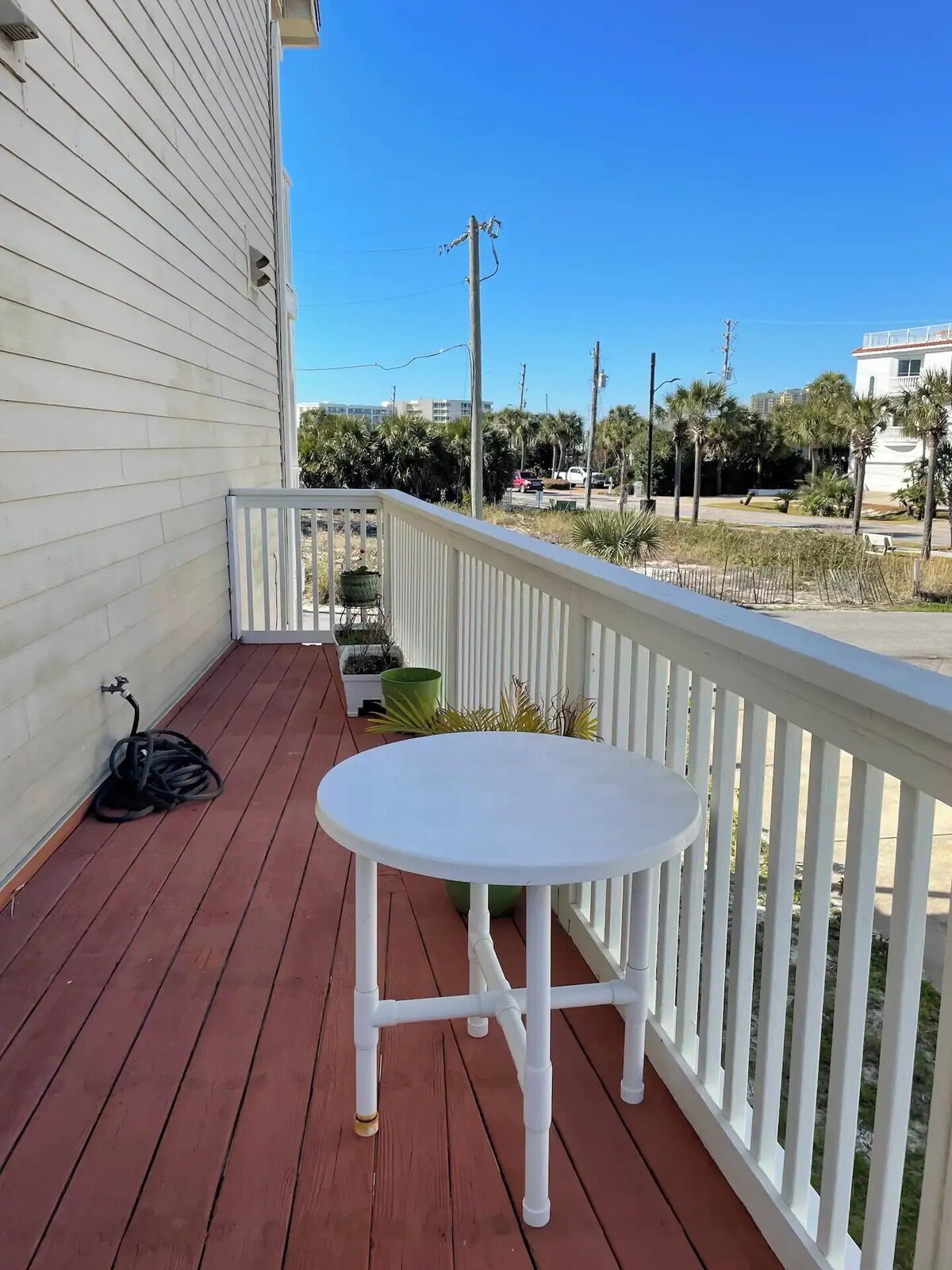 Photo 2 of Lovely 2 Bedroom condo in Destin + private balcony