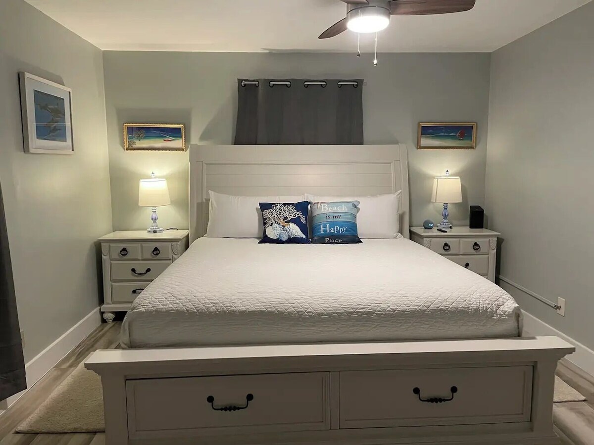 Photo 19 of Lovely 2 Bedroom condo in Destin + private balcony