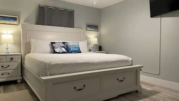 2 bedrooms, in-room safe, iron/ironing board, free WiFi