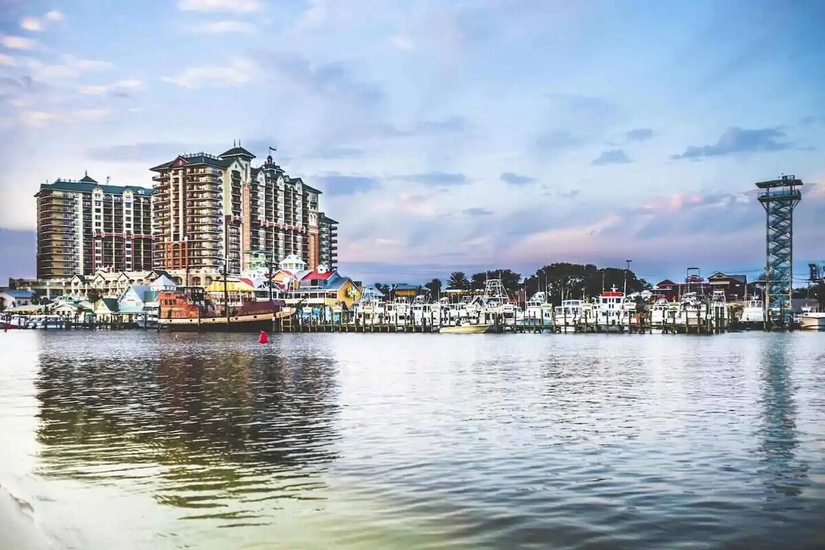 Photo 27 of Lovely 2 Bedroom condo in Destin + private balcony