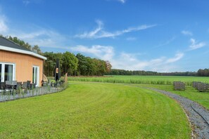 Outdoor dining - holiday home in Goirle with sauna (Goirle)