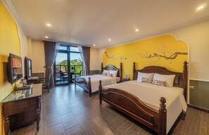 Balcony view - Charlie Mansion Dalat (Da Lat)