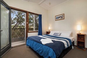 10 Schlafzimmer, Bügeleisen/Bügelbrett, WLAN, Bettwäsche