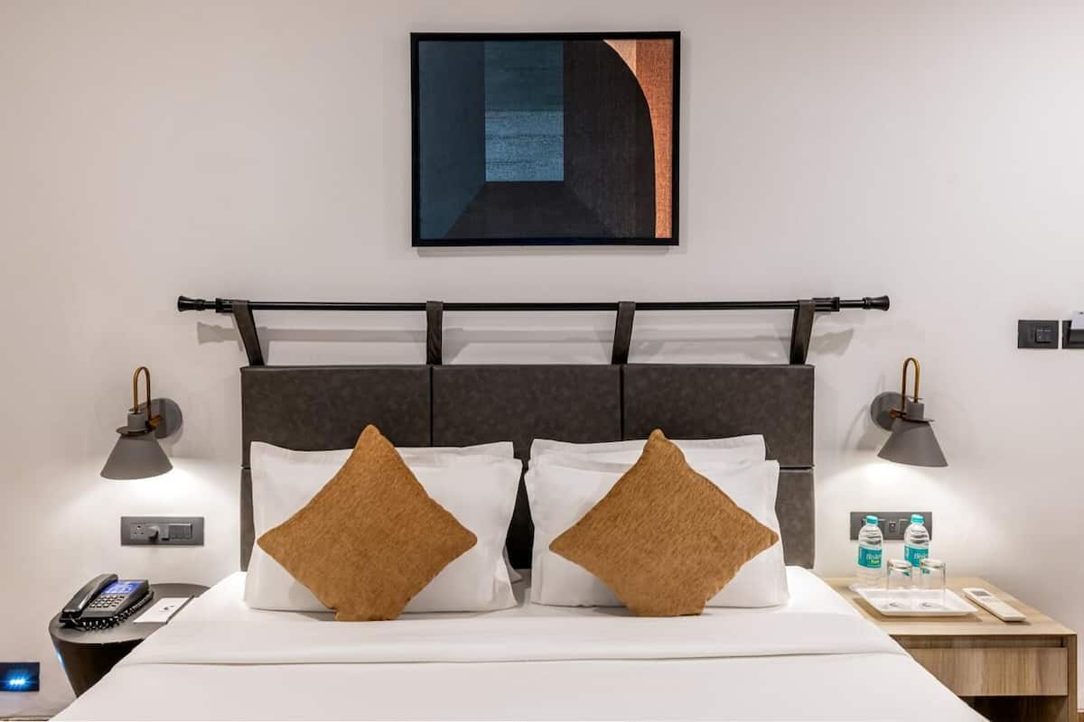 In-room safe, desk, laptop workspace, iron/ironing board (on request)