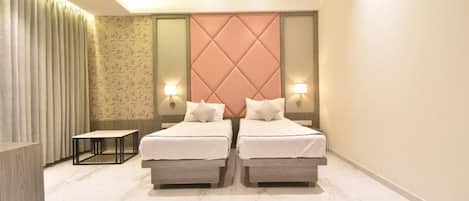 1 bedroom, in-room safe, desk, soundproofing