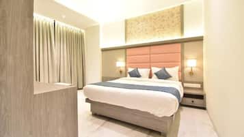 In-room safe, desk, soundproofing, iron/ironing board