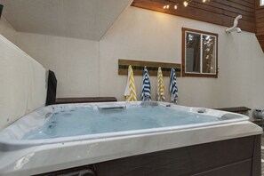 Tina de hidromasaje interior