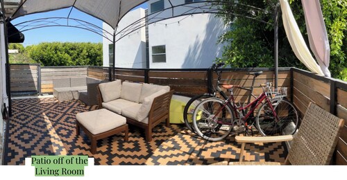 ADU with Private Treehouse Vibe! 2br, 1 bath top level of 2-floor ADU. 