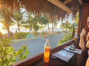 Property grounds - Beachfront Condo La Paloma Jacó Beach CR (Jacó)