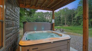 Bain à remous extérieur