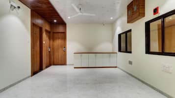 Double Room | Living area | 32-inch Smart TV with cable channels