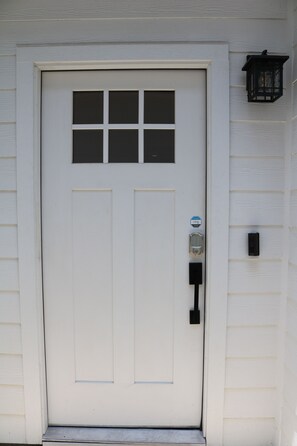 Exterior detail - Cozy Retreat in Greater Heights (Houston)