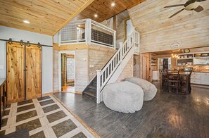 Interior - 4BR Family Retreat w/ Cedar Hot Tub, Movie Room, Plygrnd, Tramp, Rope Swing (Durango)