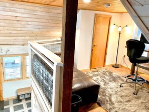 Interior - 4BR Family Retreat w/ Cedar Hot Tub, Movie Room, Plygrnd, Tramp, Rope Swing (Durango)