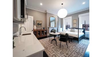 Strykejern/-brett, wi-fi og sengetøy