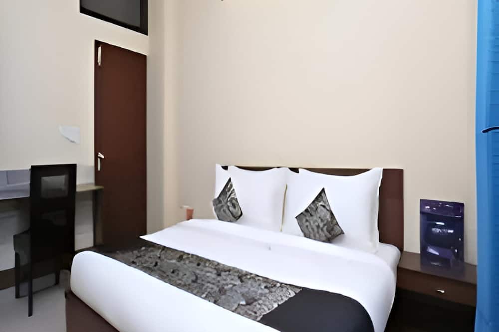 Bramharaj By Glitz Hotels