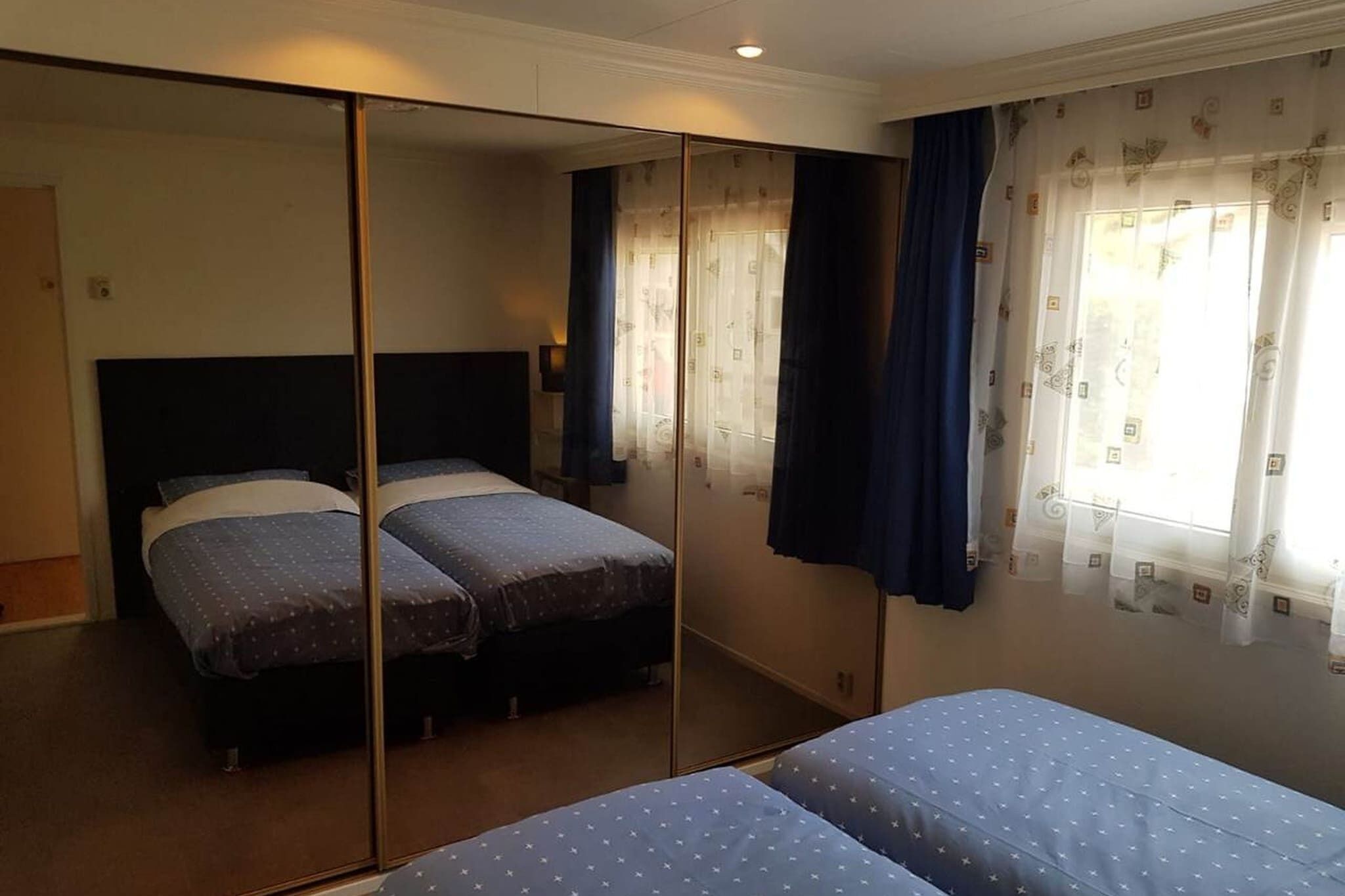2 bedrooms, free WiFi