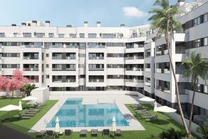 Pool - Belvilla by OYO Apartamento Port Avenue (Marbella)