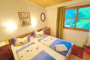 5 bedrooms, free WiFi