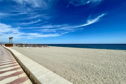 Golf & Beachside Getaway