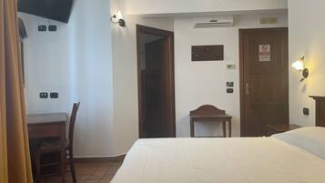 4 camere, Wi-Fi, lenzuola