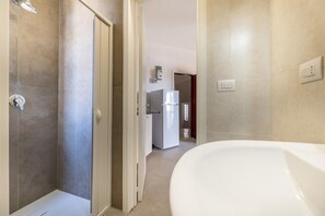 Shower, bidet