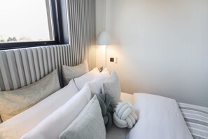 2 chambres, fer et planche à repasser, Wi-Fi, draps fournis