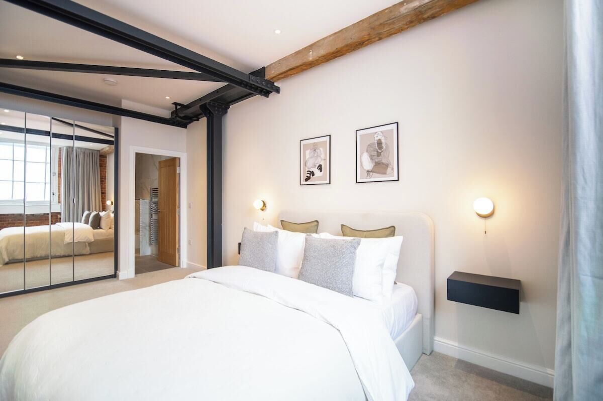 2 soverom, strykejern/-brett, wi-fi og sengetøy