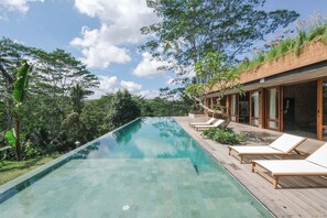 Piscina externa