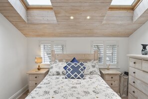 3 bedrooms, iron/ironing board, travel crib, WiFi