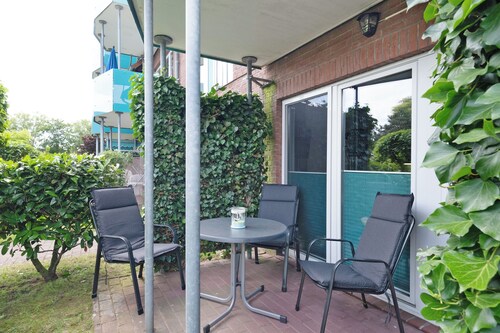 Holiday Apartment 12 in Haus Borkum with Private Terrace and Wi-Fi