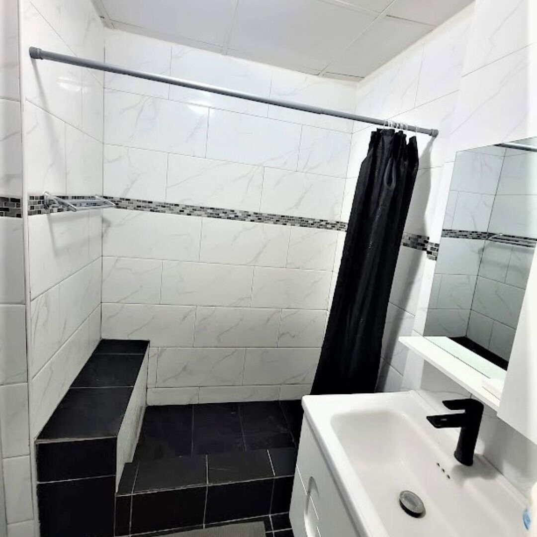 Luxury Condo, 1 Queen Bed with Sofa bed | Bathroom