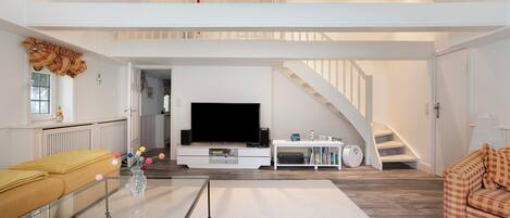 Fernseher, DVD-Player