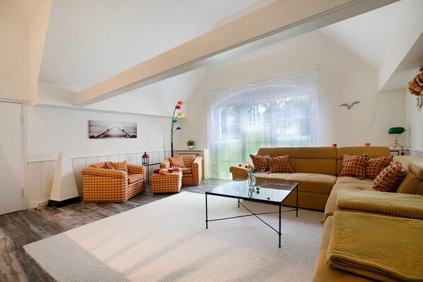 Televisión y reproductor de DVD 