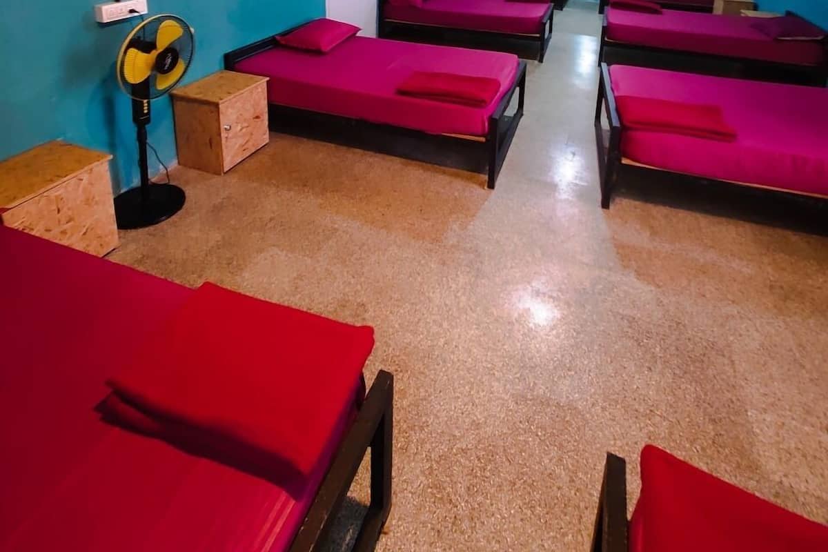 Dormitorio compartido básico | Wifi gratis