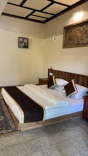 Standard Room | Free WiFi - Ward80  (Vythiri)