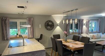 Holiday Home 'Ferienhaus 6 Personen' with Private Terrace, Private Garden and Wi-Fi