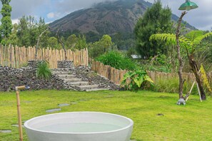 Mountain view - Polestay Glamping Kintamani (Kintamani)