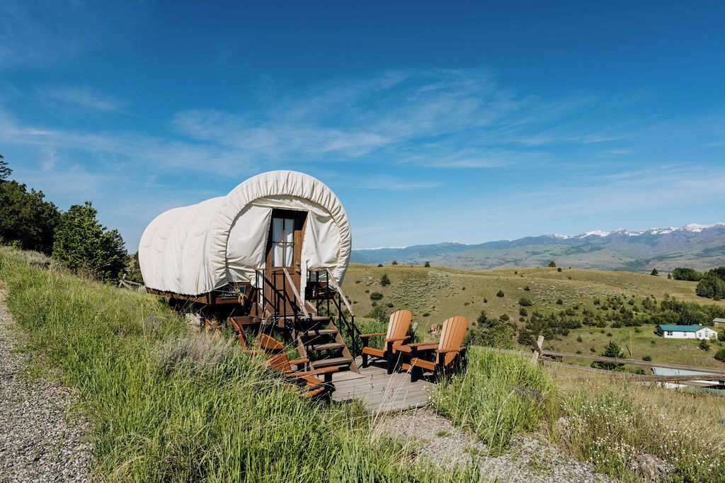 Room (Conestoga Covered Wagon) | Free WiFi