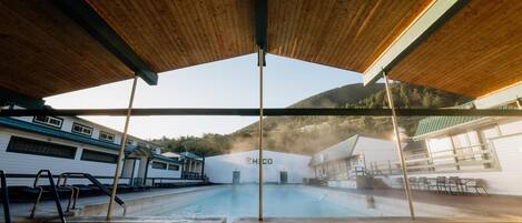 Piscina a l'aire lliure