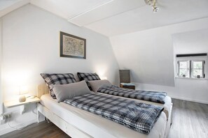 2 bedrooms, free WiFi, bed sheets