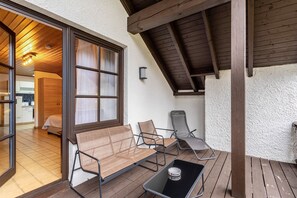 Property grounds - Apartment 'Wohnung 1' with Shared Terrace, Shared Garden and Wi-Fi (Olsberg)