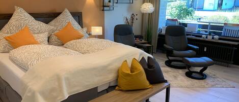 1 bedroom, iron/ironing board, free WiFi, bed sheets