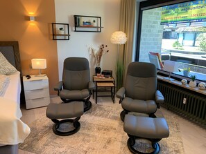 Interior - Apartment 'Harzfewo Köhnke 4' with Mountain View, Shared Garden and Wi-Fi (Goslar)