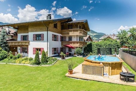 Exterior. Apartment 'Sonnentau' with Shared Pool, Shared Garden and Wi-Fi