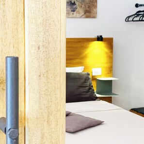 1 slaapkamer, een strijkplank/strijkijzer, reisbedje, gratis wifi