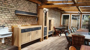 屋外ダイニングエリア